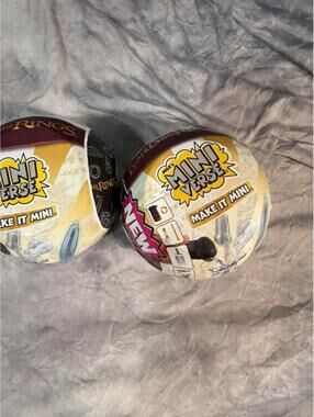 MGA Mini Verse Make It Mini Lord of the Rings Balls x2 NEW